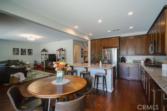 Detail Gallery Image 16 of 44 For 32804 Red Carriage Rd, Winchester,  CA 92596 - 5 Beds | 3 Baths