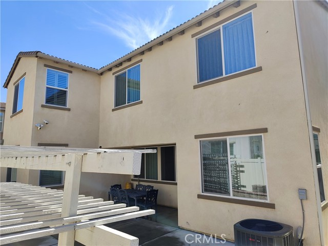 6956 Dublin Drive, Chino CA: https://media.crmls.org/medias/56295ea0-4206-48cf-8ba0-fe308c55c3c1.jpg