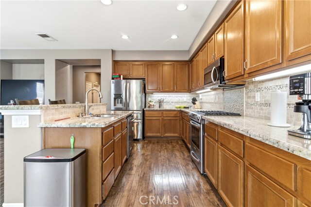 Detail Gallery Image 21 of 42 For 12812 Clemson, Corona,  CA 92880 - 5 Beds | 3 Baths