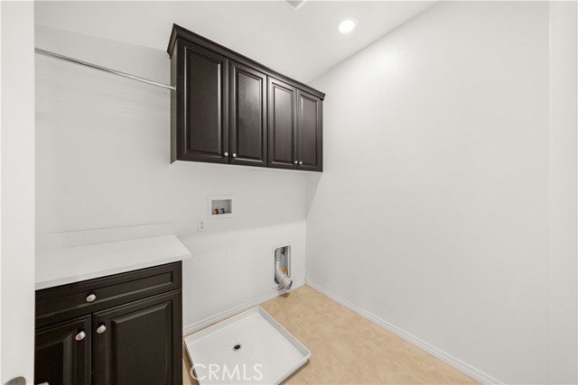 Detail Gallery Image 37 of 51 For 6956 La Rochelle Way, Chino,  CA 91710 - 5 Beds | 3/1 Baths