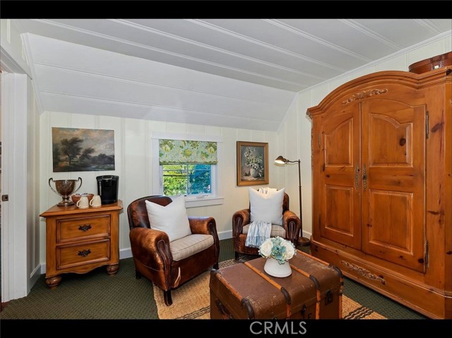 855 Lake Drive, Lake Arrowhead CA: https://media.crmls.org/medias/562aff38-4237-4201-bb3b-31bae819db87.jpg
