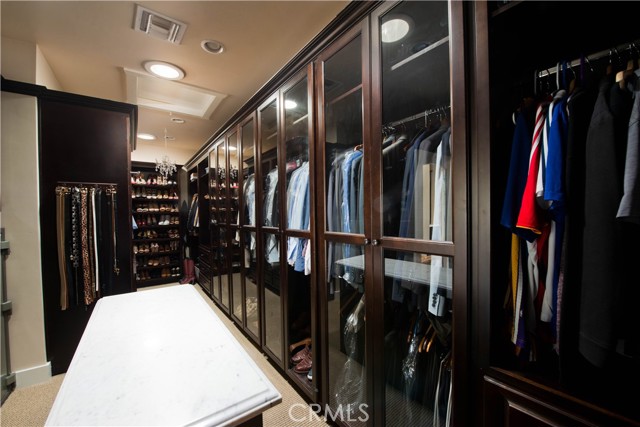 Detail Gallery Image 21 of 54 For 16426 Knollwood Dr, Granada Hills,  CA 91344 - 5 Beds | 4 Baths