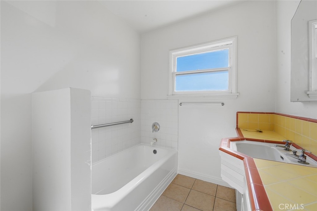 MLS #AR25270131 image #16