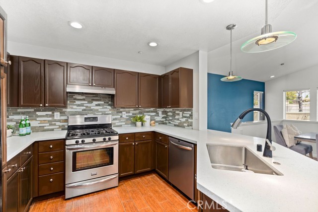 Detail Gallery Image 6 of 12 For 3521 E Berkshire Ct #B,  Orange,  CA 92869 - 2 Beds | 2 Baths
