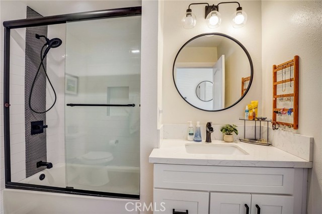 6531 Arlington Avenue, Los Angeles CA: https://media.crmls.org/medias/562bbbc3-67b4-4698-bfa0-c79d9a62f838.jpg