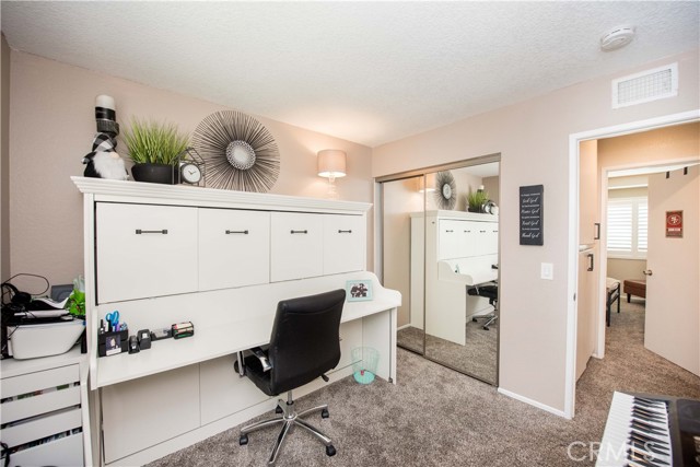 Image 27 of 48 For 11597 Norgate Drive