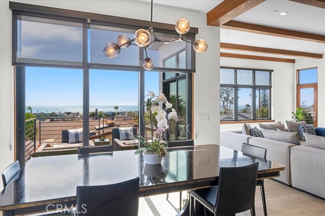 1032 6th, Hermosa Beach, California 90254, 4 Bedrooms Bedrooms, ,3 BathroomsBathrooms,Residential,Sold,6th,SB22136354