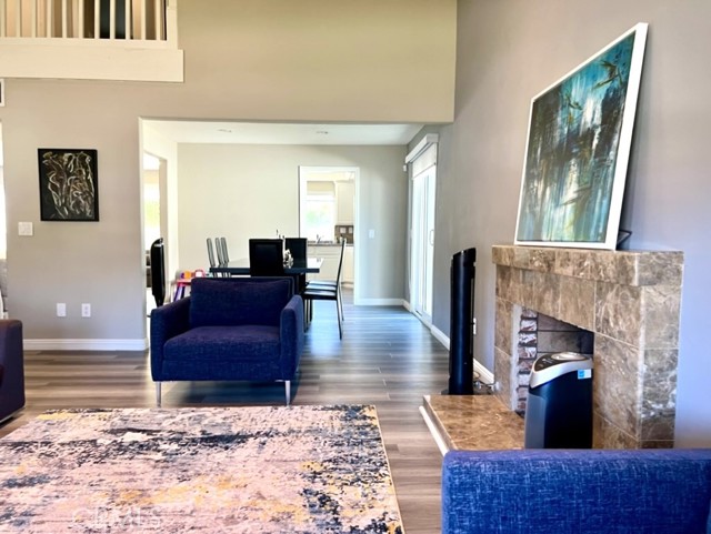 7 Hancock, Irvine CA: https://media.crmls.org/medias/562cf4a4-6fb4-4ec7-a9d6-9d68a4a9d259.jpg