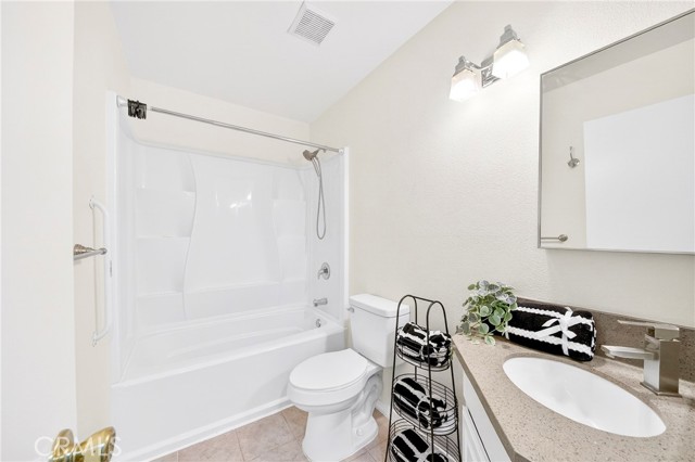 Detail Gallery Image 14 of 30 For 1263 Paseo Dorado #40,  Fullerton,  CA 92833 - 2 Beds | 2 Baths