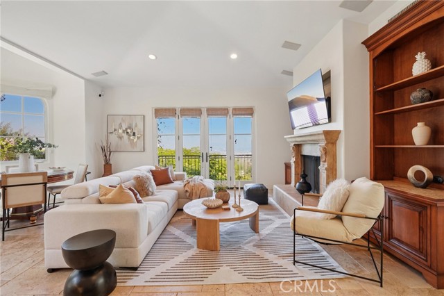 6337 Via Colinita, Rancho Palos Verdes CA: https://media.crmls.org/medias/562d6f76-84f2-475b-9cfd-75eadf142c26.jpg