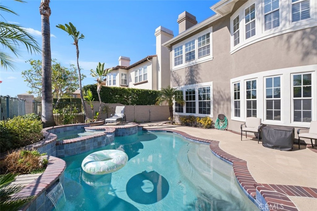 562f14c9 B248 41b5 84b1 B3e3183a9a72