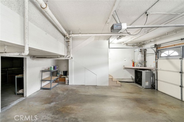 Detail Gallery Image 17 of 19 For 4233 W Sarah St #27,  Burbank,  CA 91505 - 2 Beds | 2/1 Baths