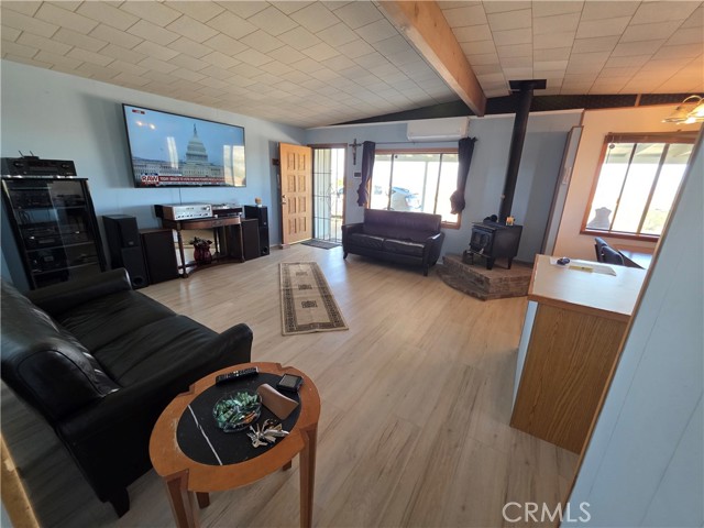 Detail Gallery Image 5 of 34 For 5566 Oleta, Landers,  CA 92285 - 2 Beds | 1 Baths