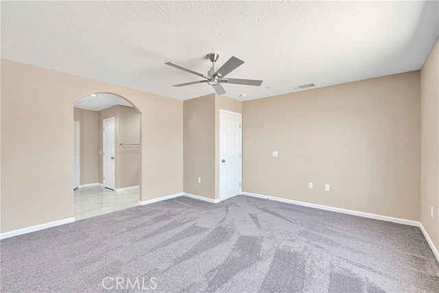 20020 Symeron Road, Apple Valley CA: https://media.crmls.org/medias/562fabbc-a342-4461-9454-6987a6aef84b.jpg