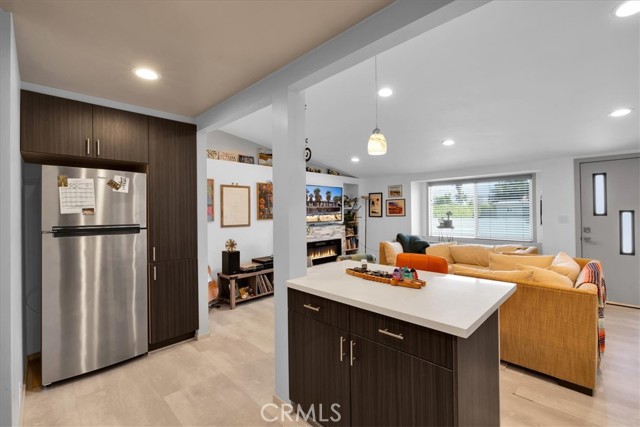 595 S Calle Santa Rosa, Palm Springs CA: https://media.crmls.org/medias/563092eb-13ff-47cc-a3ff-796e04d93215.jpg