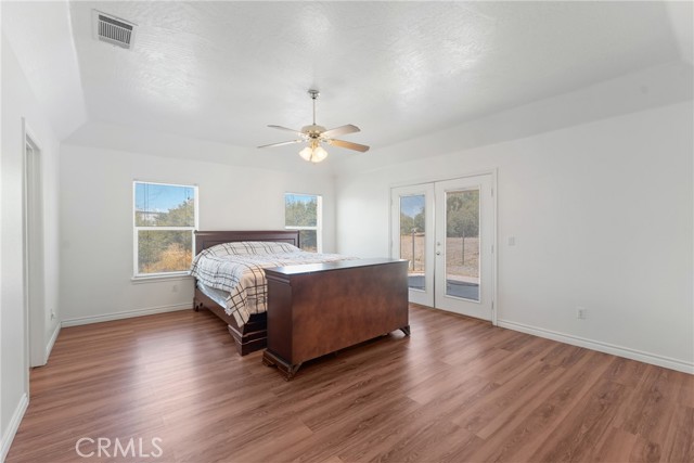 Detail Gallery Image 20 of 37 For 9735 Highland Rd, Oak Hills,  CA 92344 - 3 Beds | 3 Baths