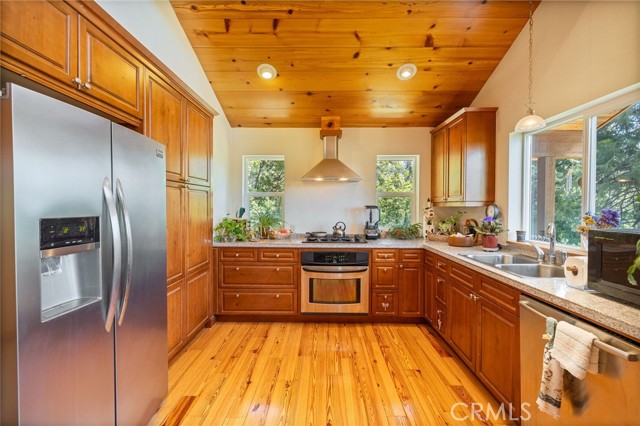 Detail Gallery Image 28 of 67 For 60126 Cascadel Dr, North Fork,  CA 93643 - 3 Beds | 2/1 Baths