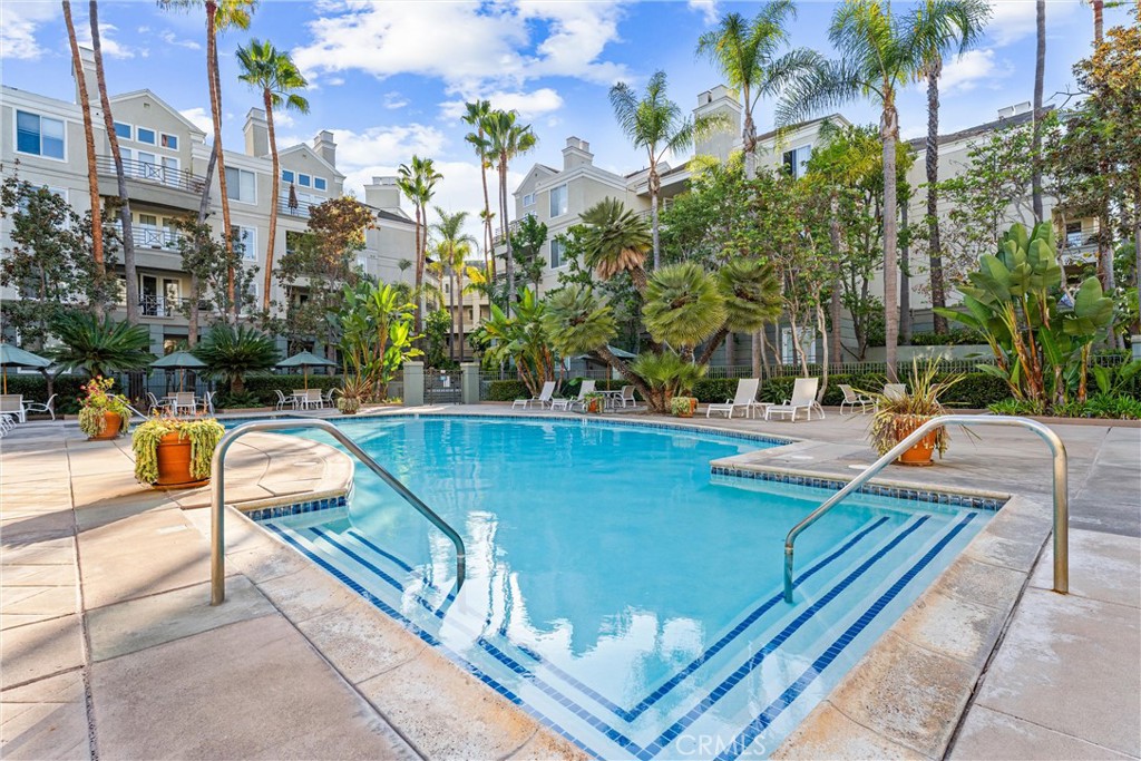 5631d040 3d3b 4353 909c 704409d6b3bf