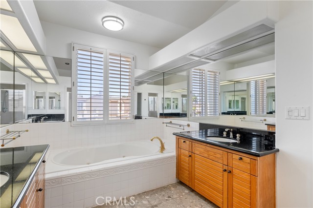 Detail Gallery Image 21 of 28 For 21015 Tomlee Ave, Torrance,  CA 90503 - 4 Beds | 3 Baths