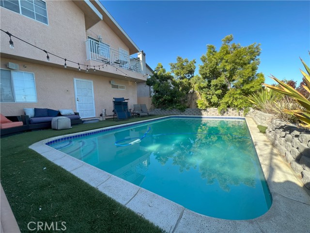 Image 15 of 16 For 657 1st Street
