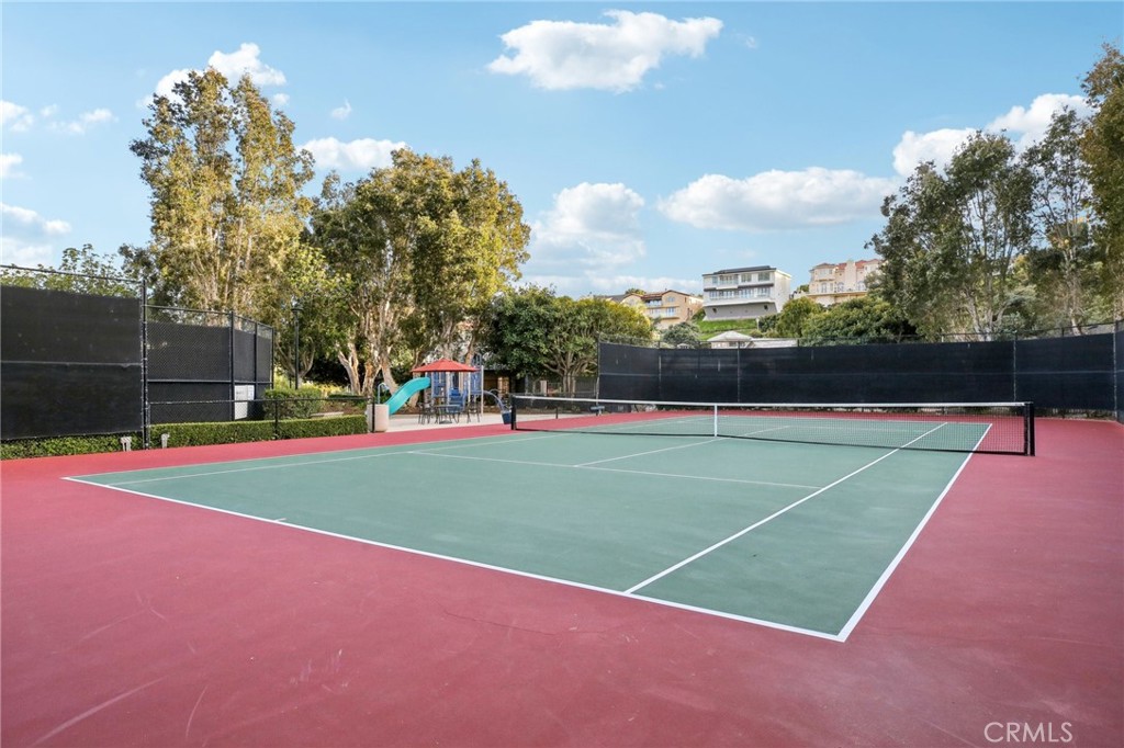 5634d229 E371 4de1 B380 C2f0f1745bc7