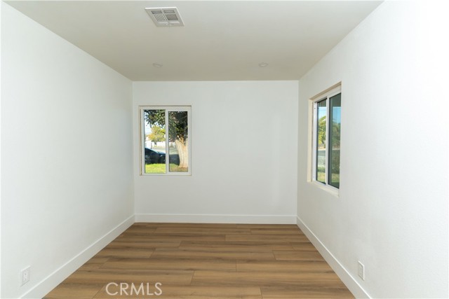 Detail Gallery Image 12 of 15 For 8326 Greenpoint, Riverside,  CA 92503 - 3 Beds | 2 Baths