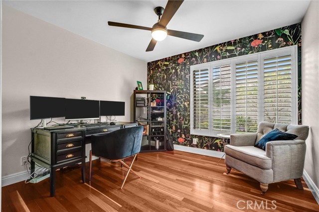 1 Deerwood W, Irvine CA: https://media.crmls.org/medias/5635b0c5-0e86-42b4-bb8a-dac3caf0617f.jpg