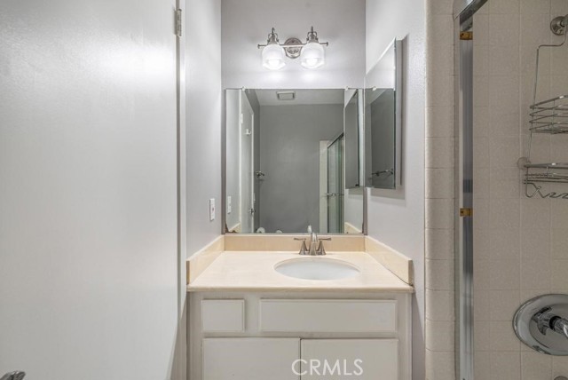 25181 Chestnutwood, Lake Forest CA: https://media.crmls.org/medias/563743f0-dac4-49ea-acfb-f0b20dc855eb.jpg