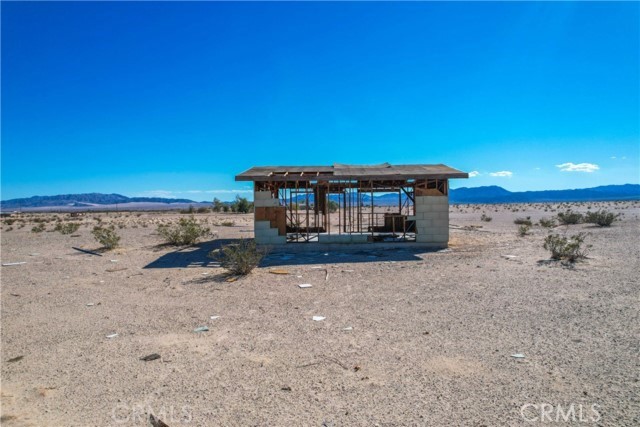 0 Mesa Drive, 29 Palms CA: https://media.crmls.org/medias/563796d6-753a-4662-a094-bccc33961b96.jpg