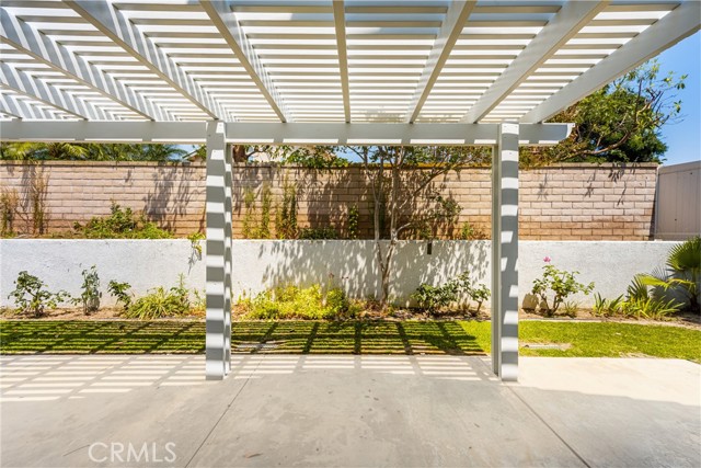 Detail Gallery Image 20 of 42 For 615 N Oxford Ct, Orange,  CA 92869 - 3 Beds | 2 Baths