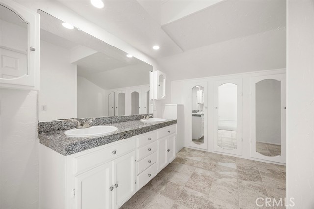 21792 Empanada, Mission Viejo CA: https://media.crmls.org/medias/5639852c-884a-4899-9a67-eee7c79ad4c9.jpg