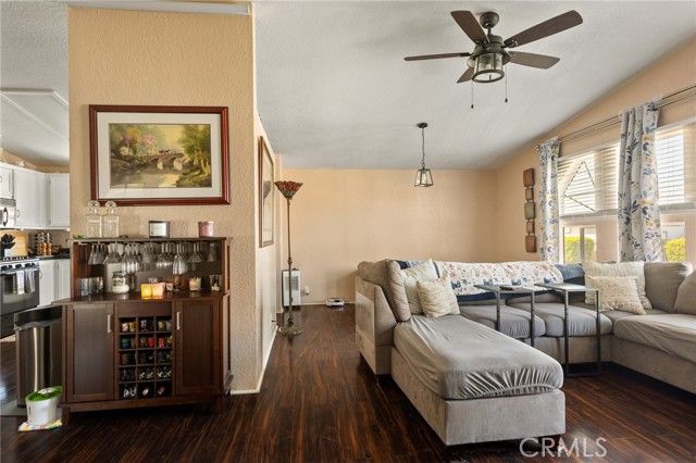 Detail Gallery Image 13 of 27 For 10961 Desert Lawn Dr #93,  Calimesa,  CA 92320 - 2 Beds | 2 Baths