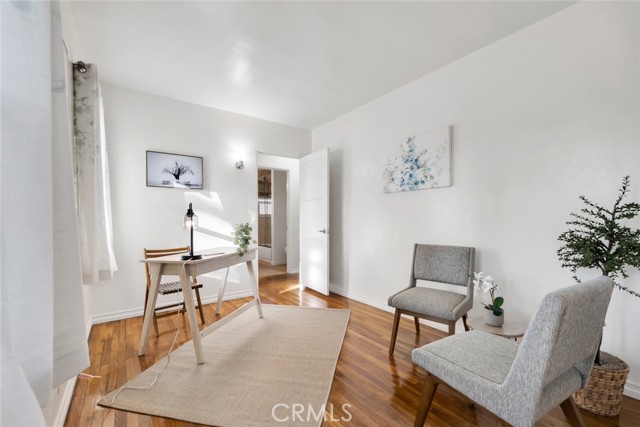 Detail Gallery Image 23 of 37 For 1527 N Avon St, Burbank,  CA 91505 - 4 Beds | 1 Baths