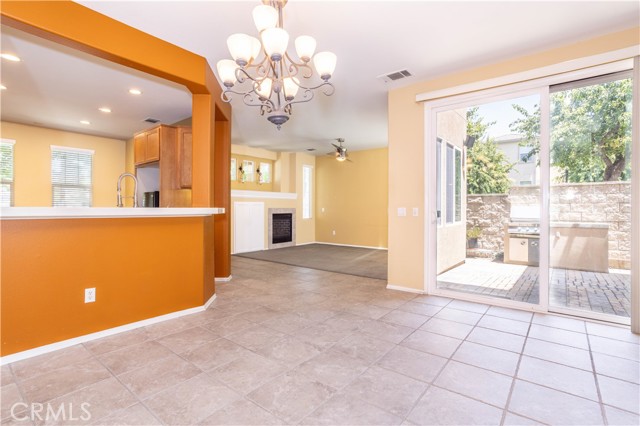 Detail Gallery Image 11 of 38 For 11480 Autumn Glen Ct, Porter Ranch,  CA 91326 - 3 Beds | 3 Baths