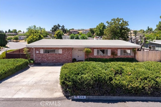 Detail Gallery Image 1 of 1 For 644 Cecil Ct, Paso Robles,  CA 93446 - 3 Beds | 2 Baths