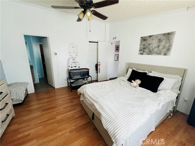 Detail Gallery Image 3 of 32 For 12700 Elliott Ave #501,  El Monte,  CA 91732 - 4 Beds | 2 Baths