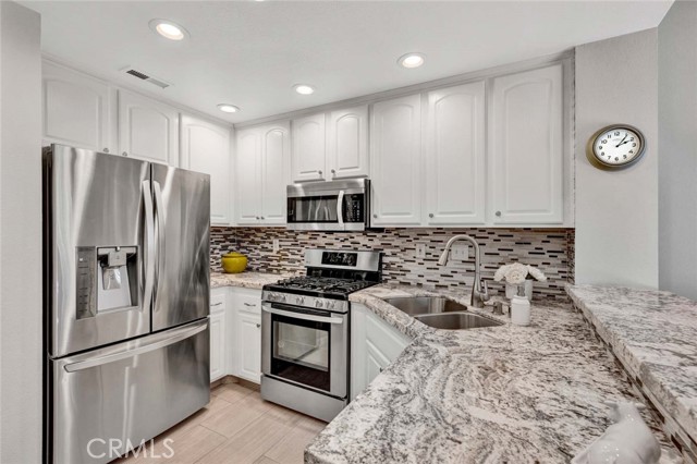 Detail Gallery Image 16 of 47 For 43 Pinzon, Rancho Santa Margarita,  CA 92688 - 2 Beds | 2/1 Baths