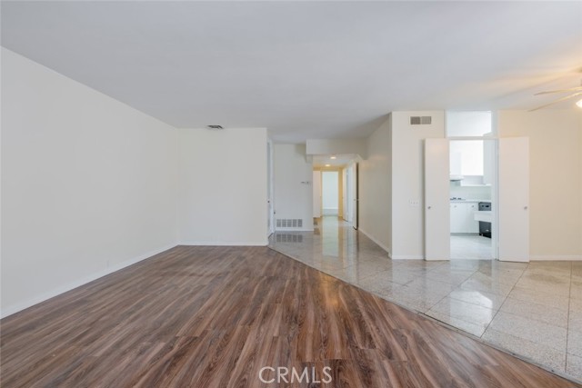 Detail Gallery Image 10 of 35 For 432 S Sierra Madre Bld #1,  Pasadena,  CA 91107 - 2 Beds | 2 Baths