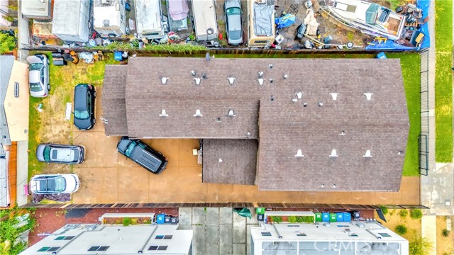 Detail Gallery Image 4 of 7 For 1409 W 84th Pl, Los Angeles,  CA 90047 - – Beds | – Baths