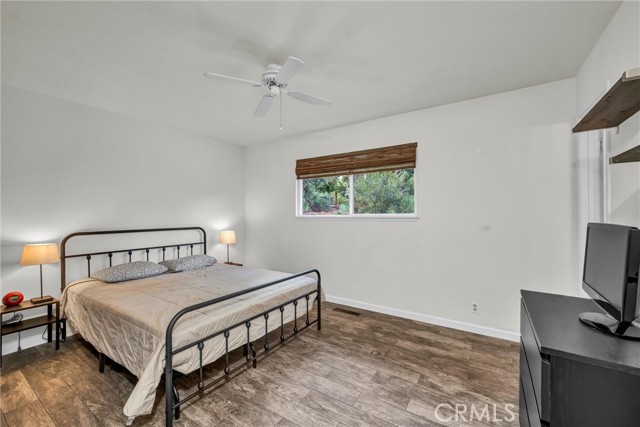 Detail Gallery Image 23 of 52 For 18528 North Shore Dr, Hidden Valley Lake,  CA 95467 - 3 Beds | 3 Baths