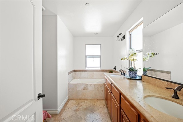Detail Gallery Image 26 of 39 For 26404 Vermont Avenue #3,  Harbor City,  CA 90710 - 3 Beds | 1/1 Baths