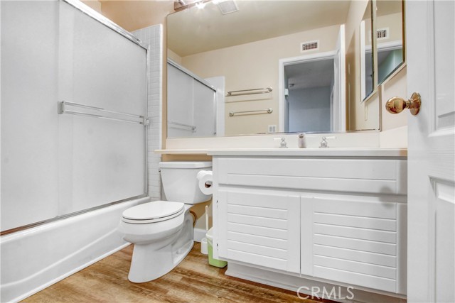 69 Lehigh Aisle, Irvine CA: https://media.crmls.org/medias/5641ec8b-ff6c-449c-a9df-e775e0325891.jpg