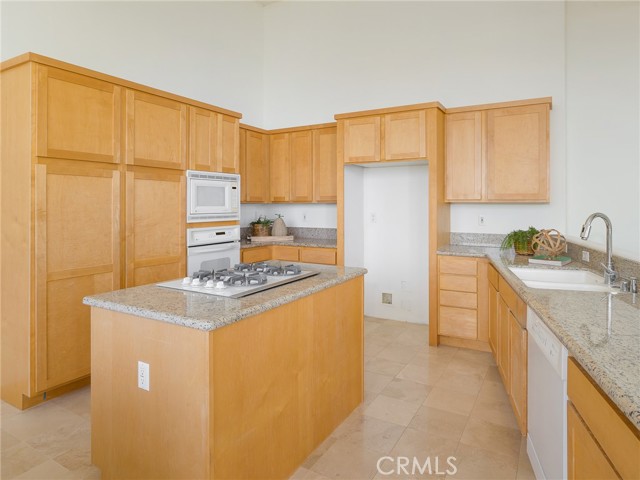 502 Rosecrans Avenue, Manhattan Beach, California 90266, 2 Bedrooms Bedrooms, ,2 BathroomsBathrooms,Residential,Sold,Rosecrans,SB23227735