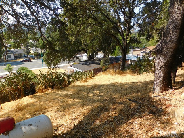 12861 Lakeview Drive, Clearlake Oaks CA: https://media.crmls.org/medias/5643383f-cee5-45a3-93b7-3c593b284681.jpg