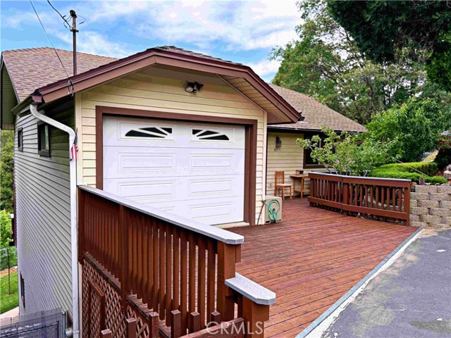 489 Dorn Drive, Crestline CA: https://media.crmls.org/medias/5643d1ec-bb5d-4b47-b26d-937950ab620c.jpg