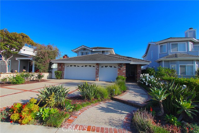 Detail Gallery Image 1 of 28 For 213 Calle Serena, San Clemente,  CA 92672 - 4 Beds | 3 Baths