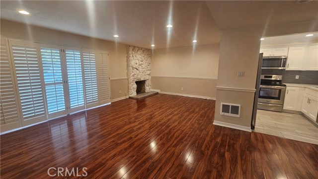 22947 Nadine Circle, Torrance CA: https://media.crmls.org/medias/5644d0b6-9d64-4bf5-83c9-adb626a28f99.jpg