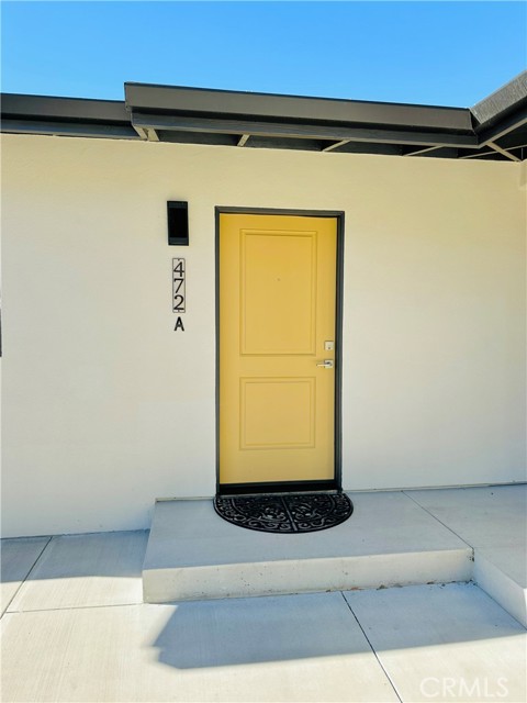 Detail Gallery Image 3 of 19 For 472 S Pixley St a,  Orange,  CA 92868 - 2 Beds | 2 Baths
