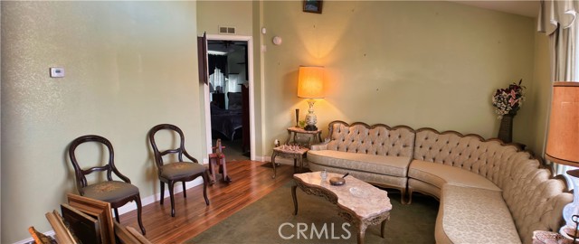 Detail Gallery Image 10 of 44 For 10975 Decker, Oak Hills,  CA 92344 - 3 Beds | 2 Baths