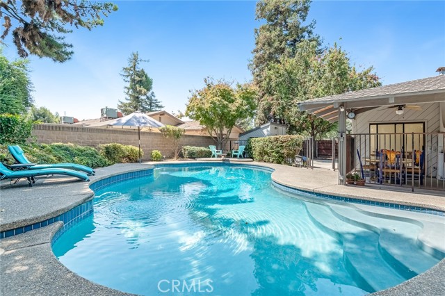 Detail Gallery Image 61 of 69 For 530 E Estate Dr, Tulare,  CA 93274 - 3 Beds | 3 Baths